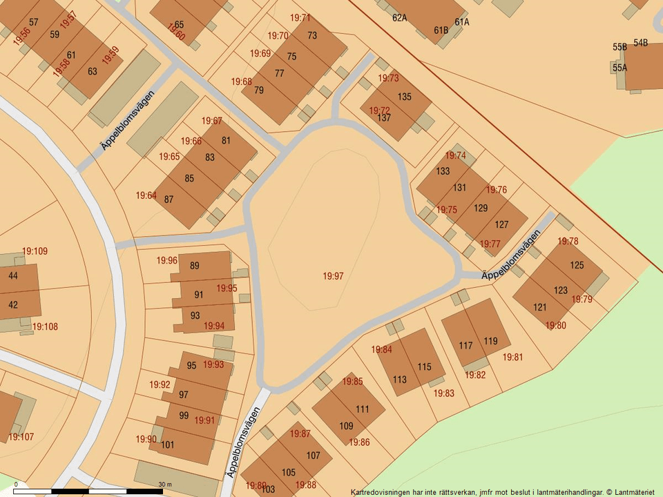 Villa, Radhus, Äppelblomsvägen 135, Torshäll, Värmdö