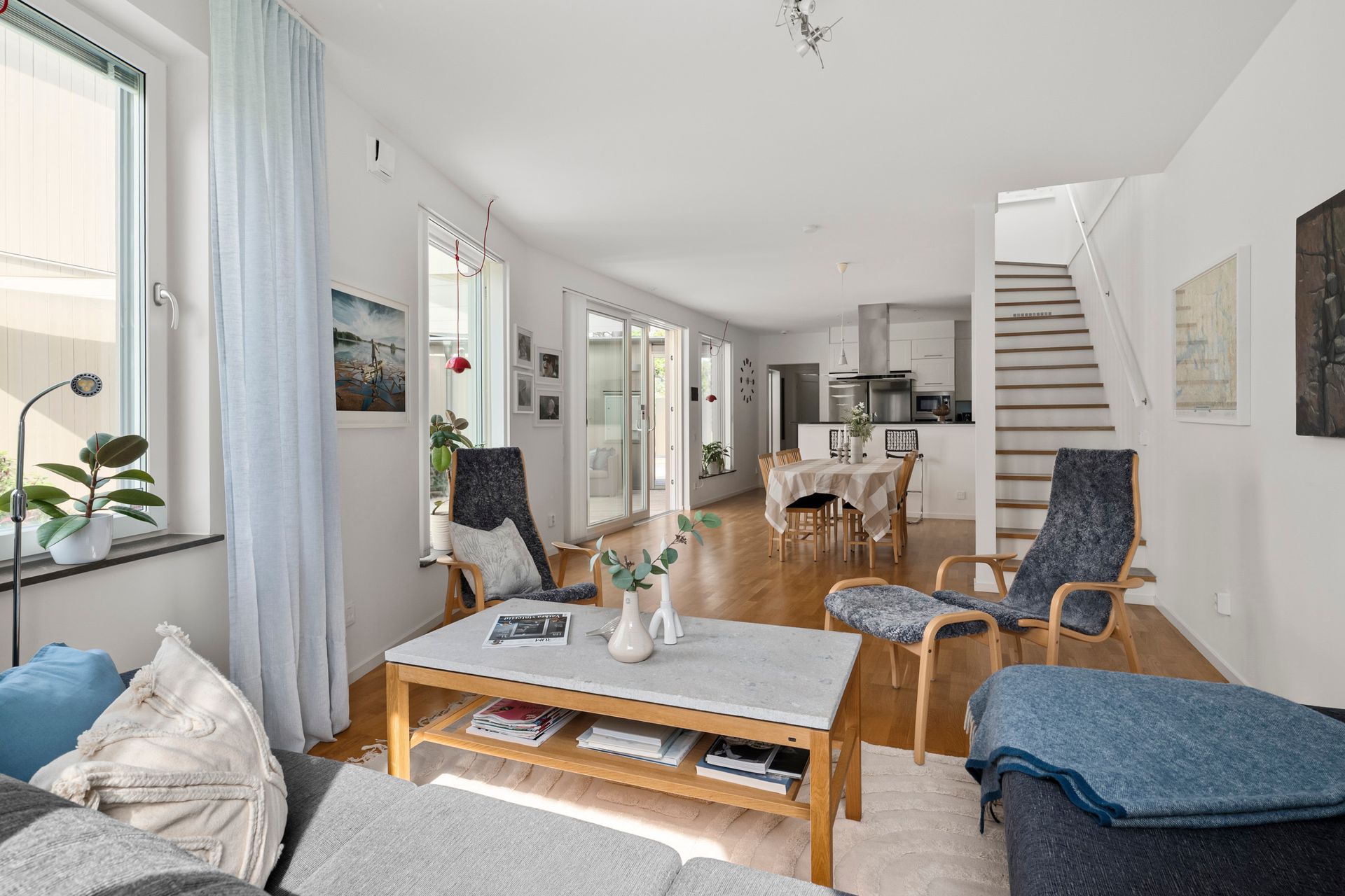 Radhus, Strömsundsgatan 28, Råcksta, Stockholm