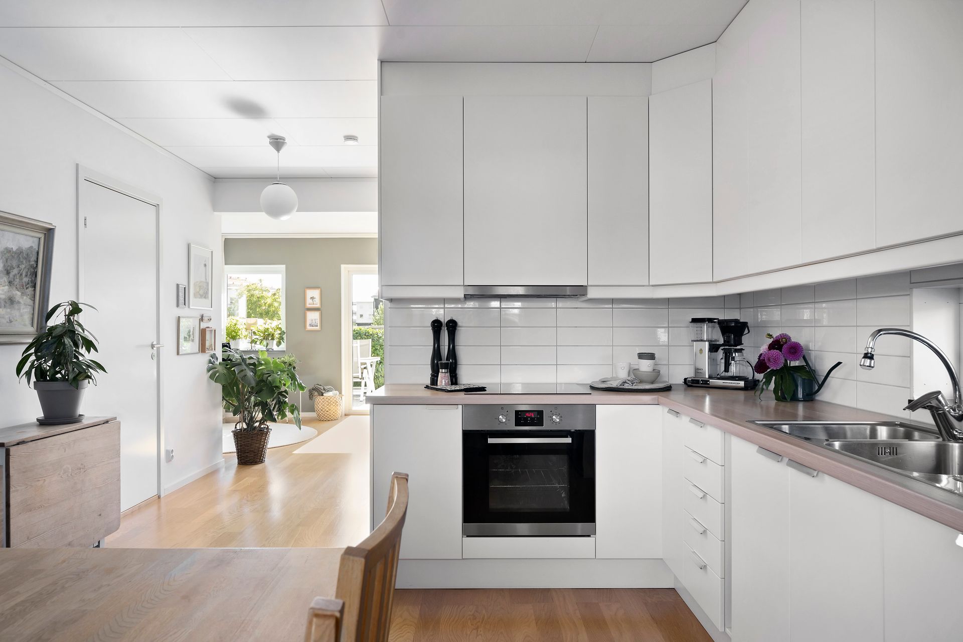 Radhus, Avenbokstigen 11, Kristineslätt, Falkenberg