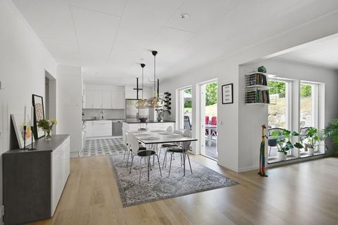 Villa, Torparevägen 20B, Trollbäcken, Tyresö