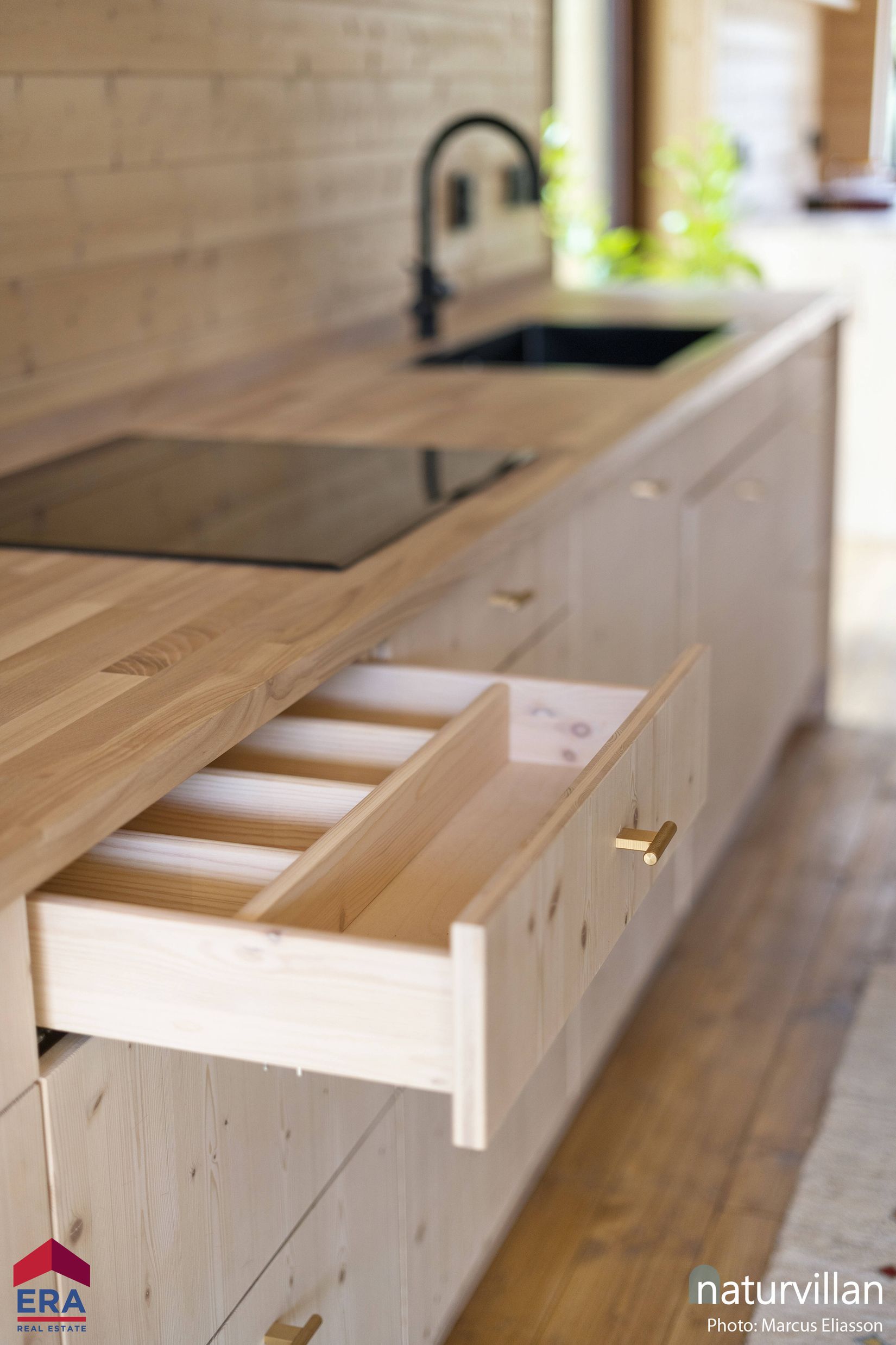 Villa, Sikhall 156, Vänersborg