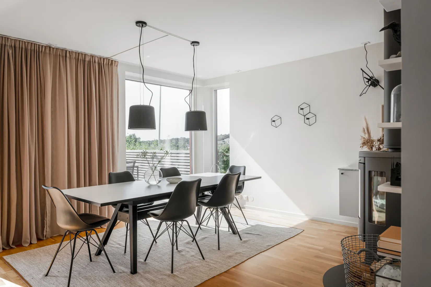 Radhus, Ida Charlottas väg 4, Mölnlycke - Centrum, Härryda