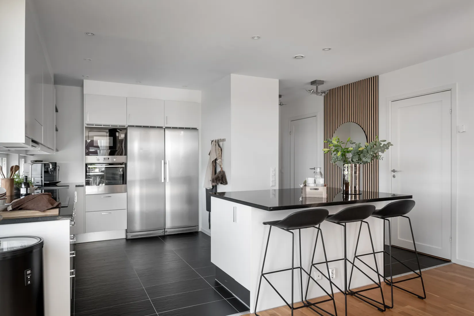 Radhus, Ida Charlottas väg 4, Mölnlycke - Centrum, Härryda