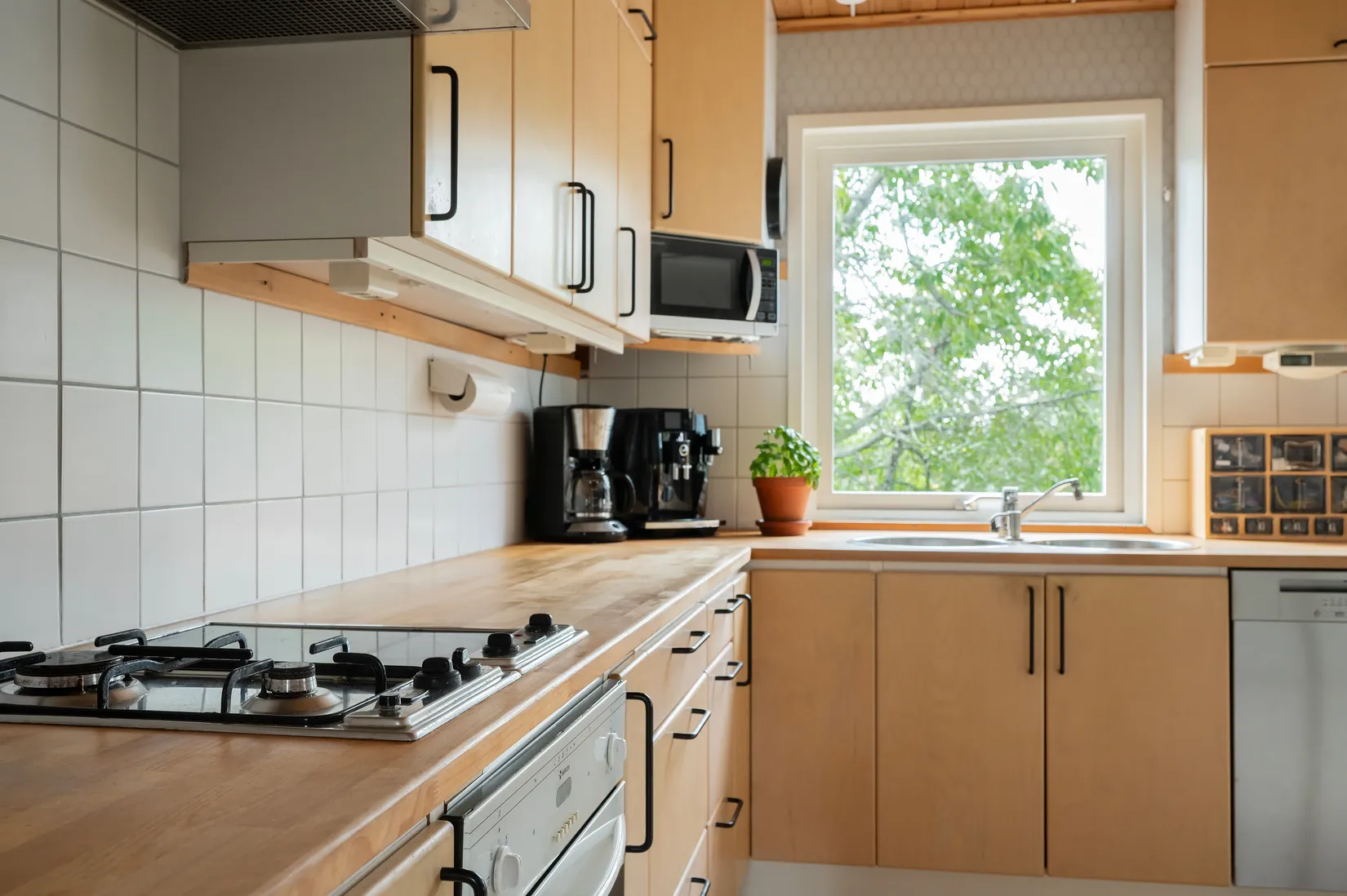 Villa, Hästbäcksvägen 6A, Stuvsta Stensängen, Huddinge