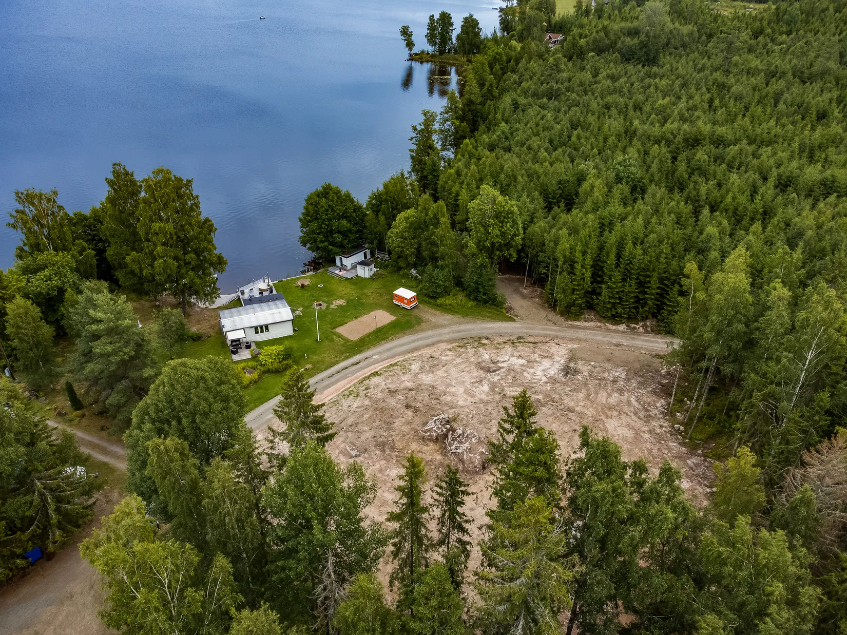 Tomt, Västra Lonntorp, Västra Lonntorp, Karlskoga