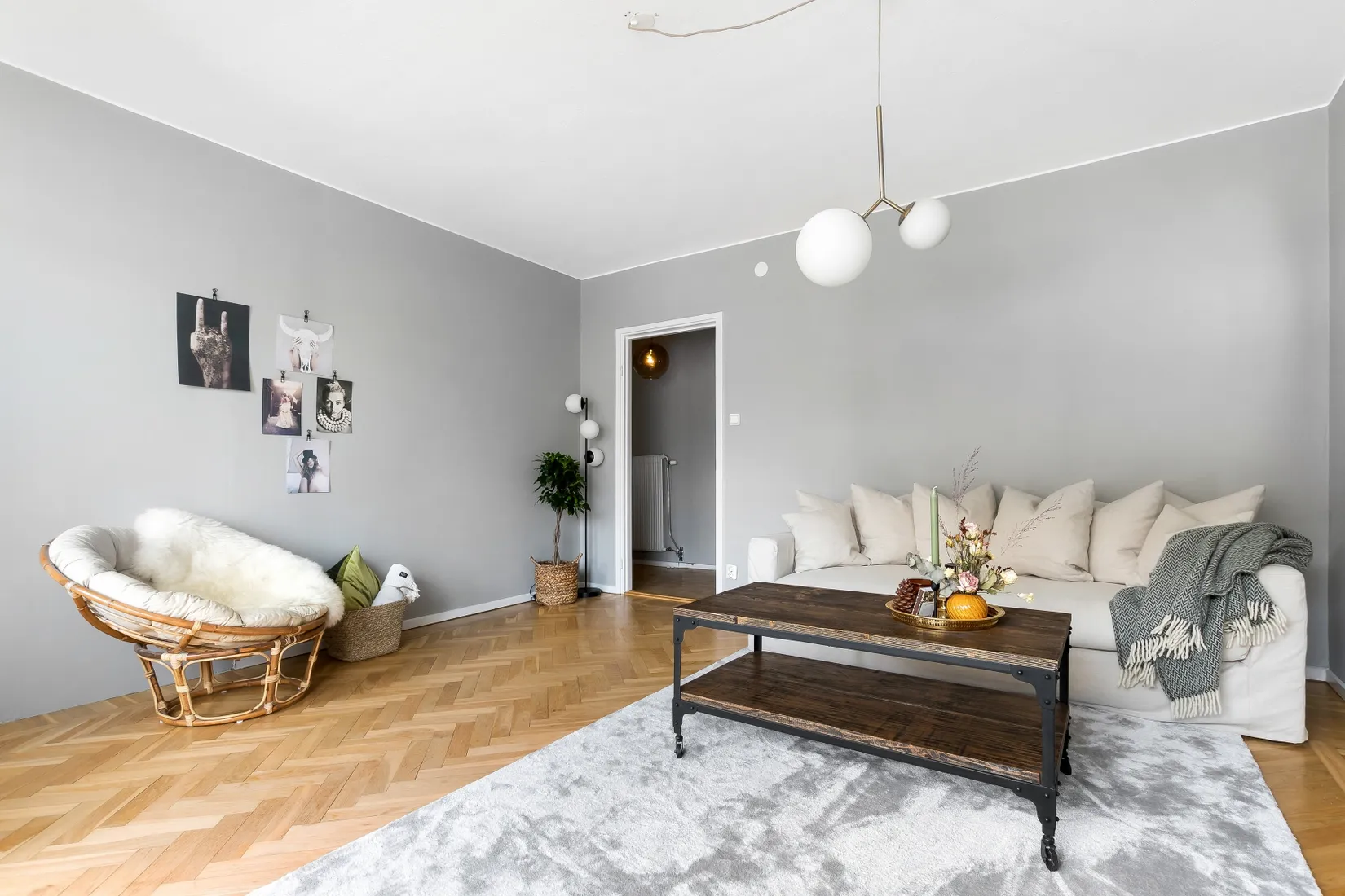 Bostadsrätt, Emågatan 38, 1tr, Bagarmossen, Stockholm