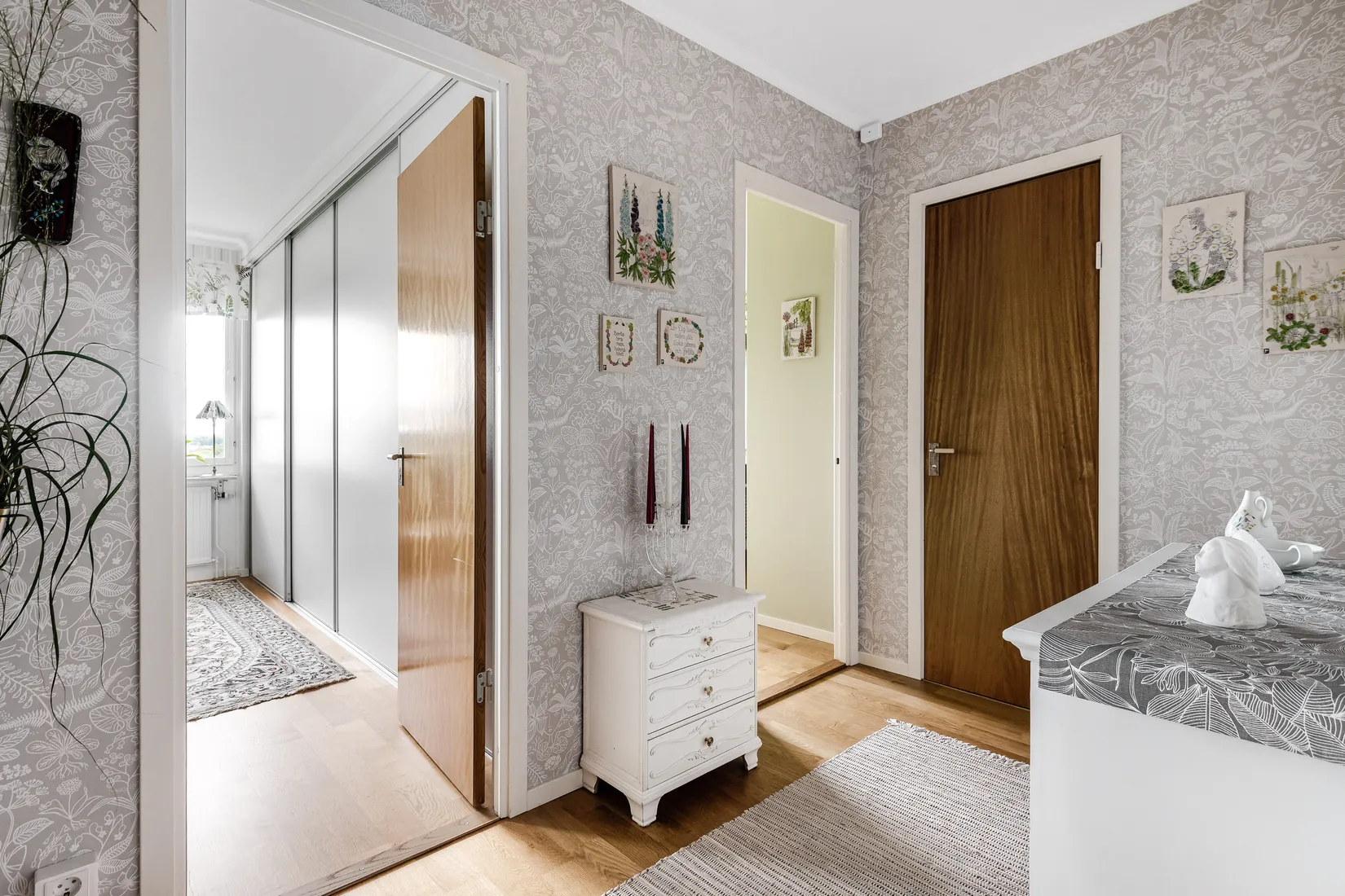 Bostadsrätt, Ekshäradsgatan 83, 8tr, Farsta, Stockholm