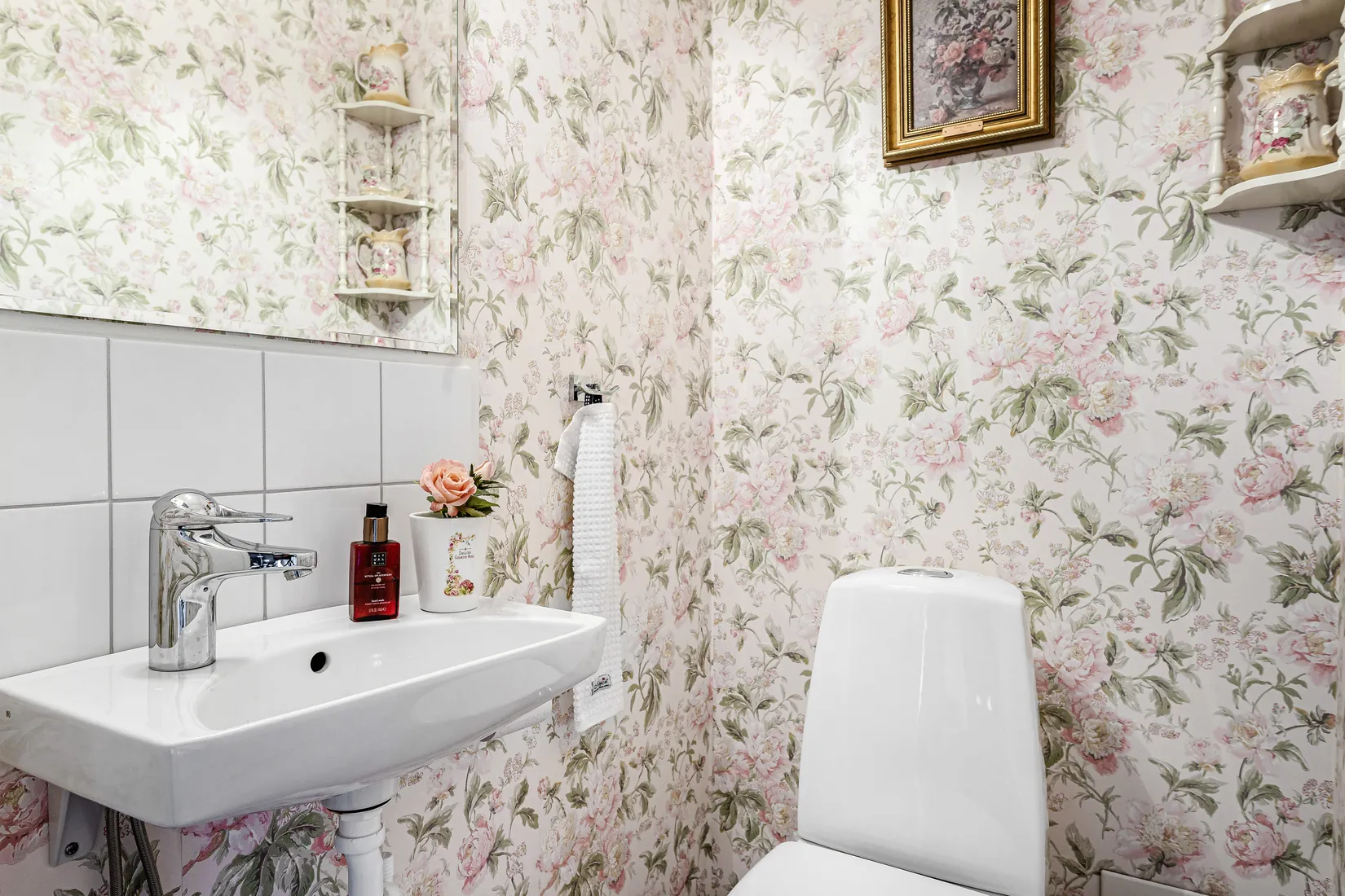 Bostadsrätt, Ekshäradsgatan 83, 8tr, Farsta, Stockholm