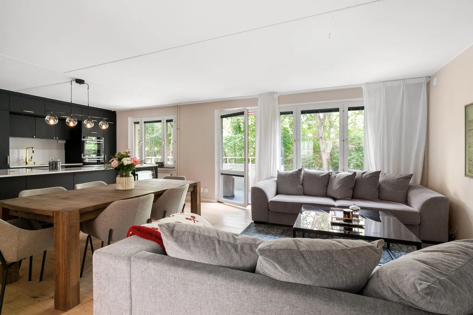 Bostadsrätt, Sandhamnsgatan 42B, Gärdet, Stockholm