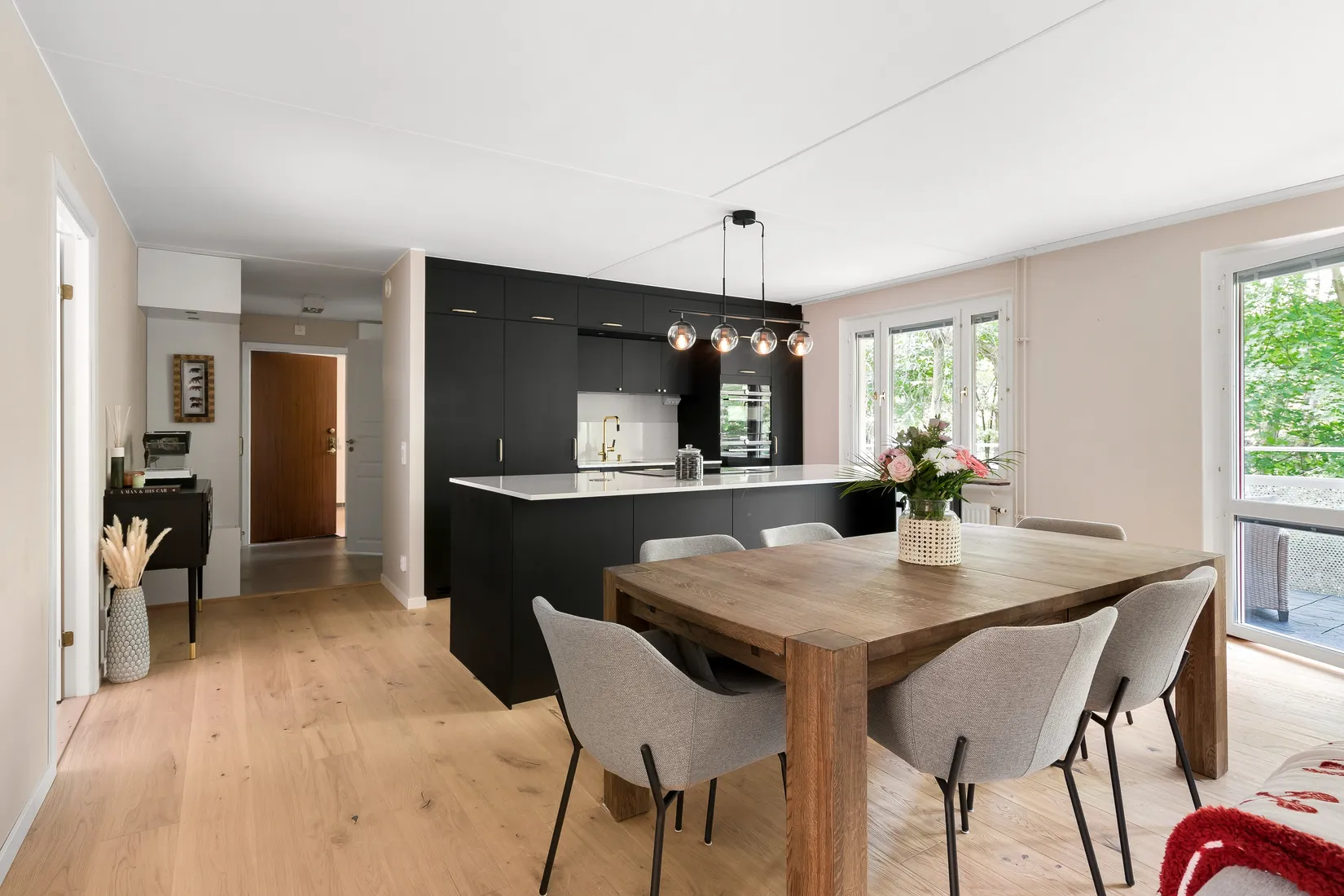 Bostadsrätt, Sandhamnsgatan 42B, Gärdet, Stockholm