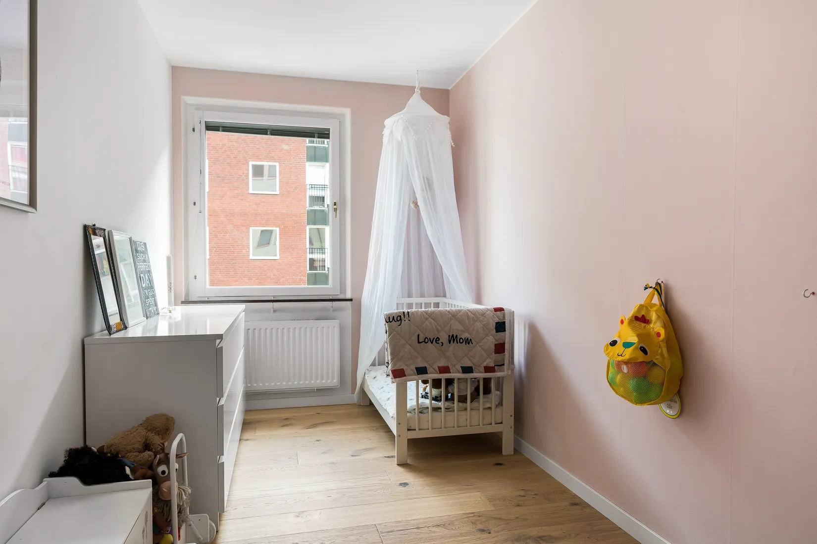 Bostadsrätt, Sandhamnsgatan 42B, Gärdet, Stockholm