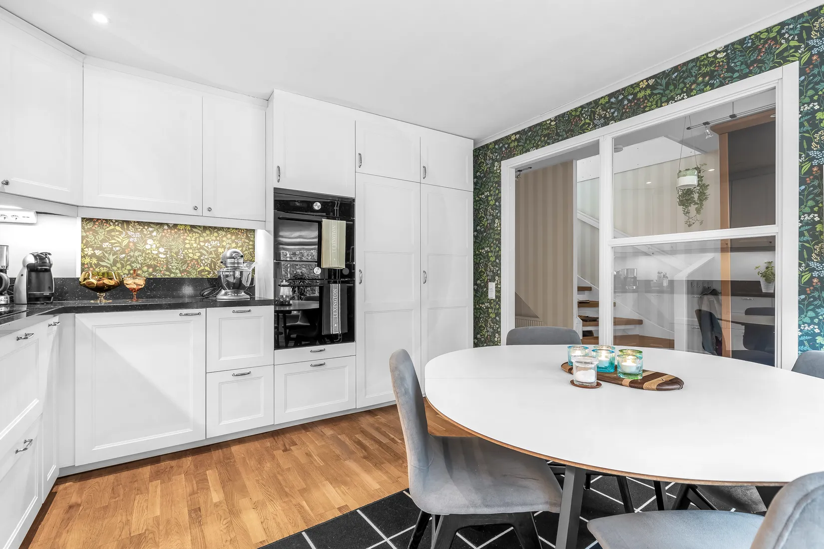 Villa, Radhus, Armébacken 27, Gribbylund, Täby