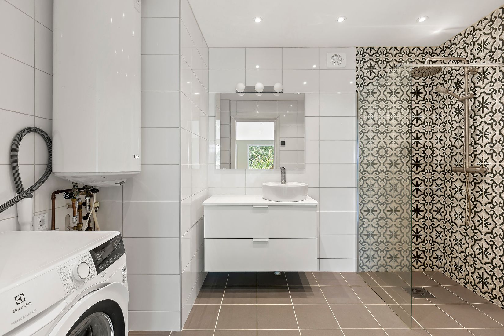 Villa, Jonseredvägen 100, Centrum, Lerum