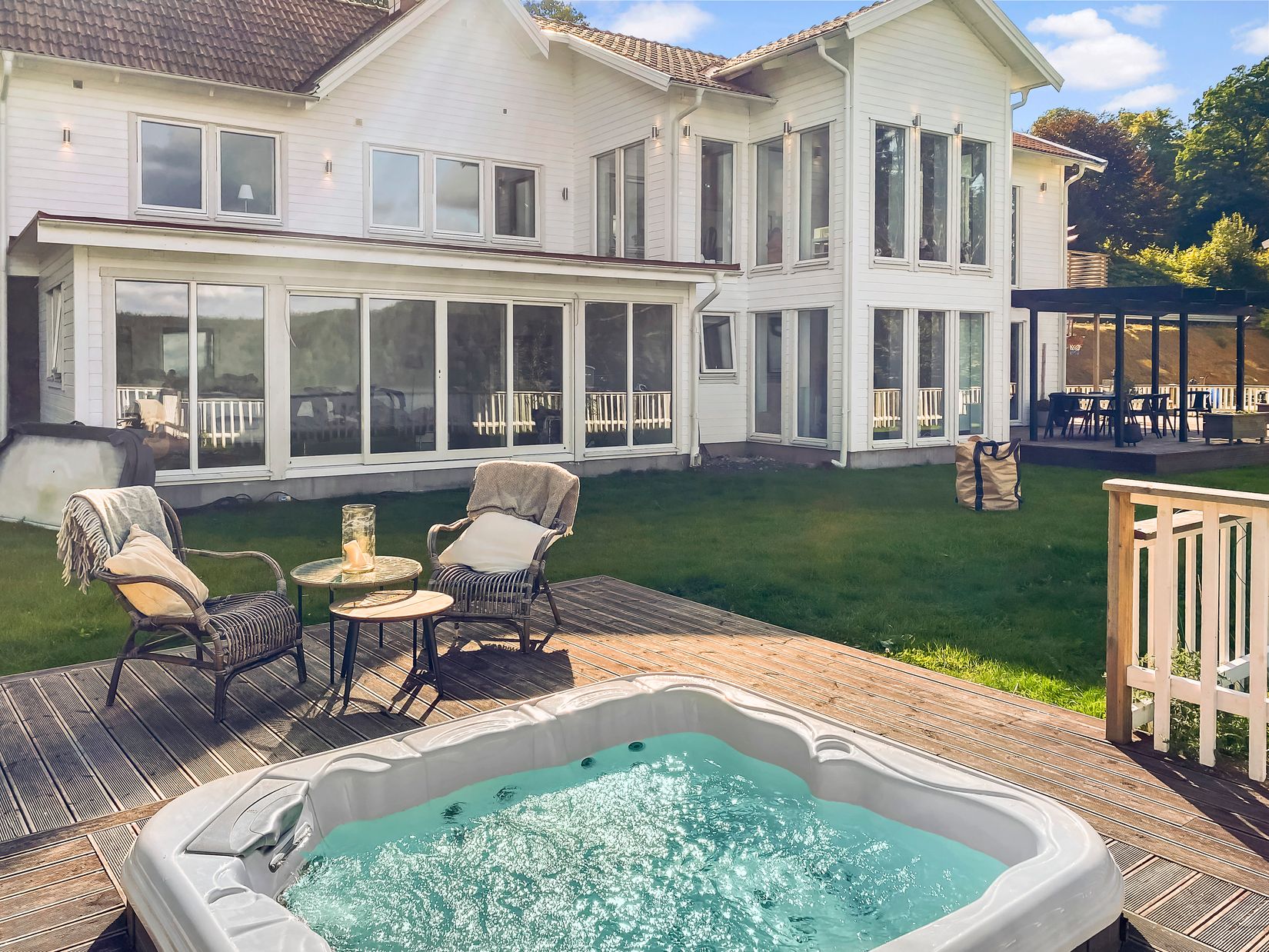 Villa, Jonseredvägen 100, Centrum, Lerum