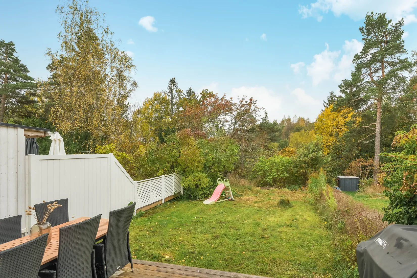 Radhus, Björnmossegången 117, Krusboda, Tyresö