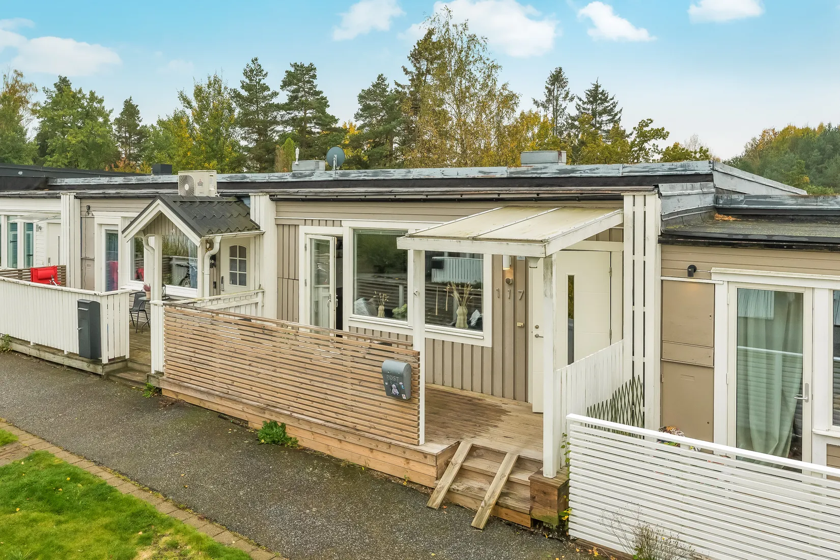 Radhus, Björnmossegången 117, Krusboda, Tyresö
