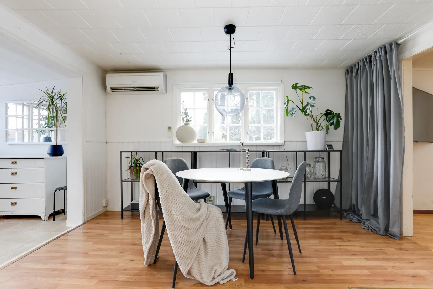 Villa, Barrskogsvägen 3, Runnaby, Örebro