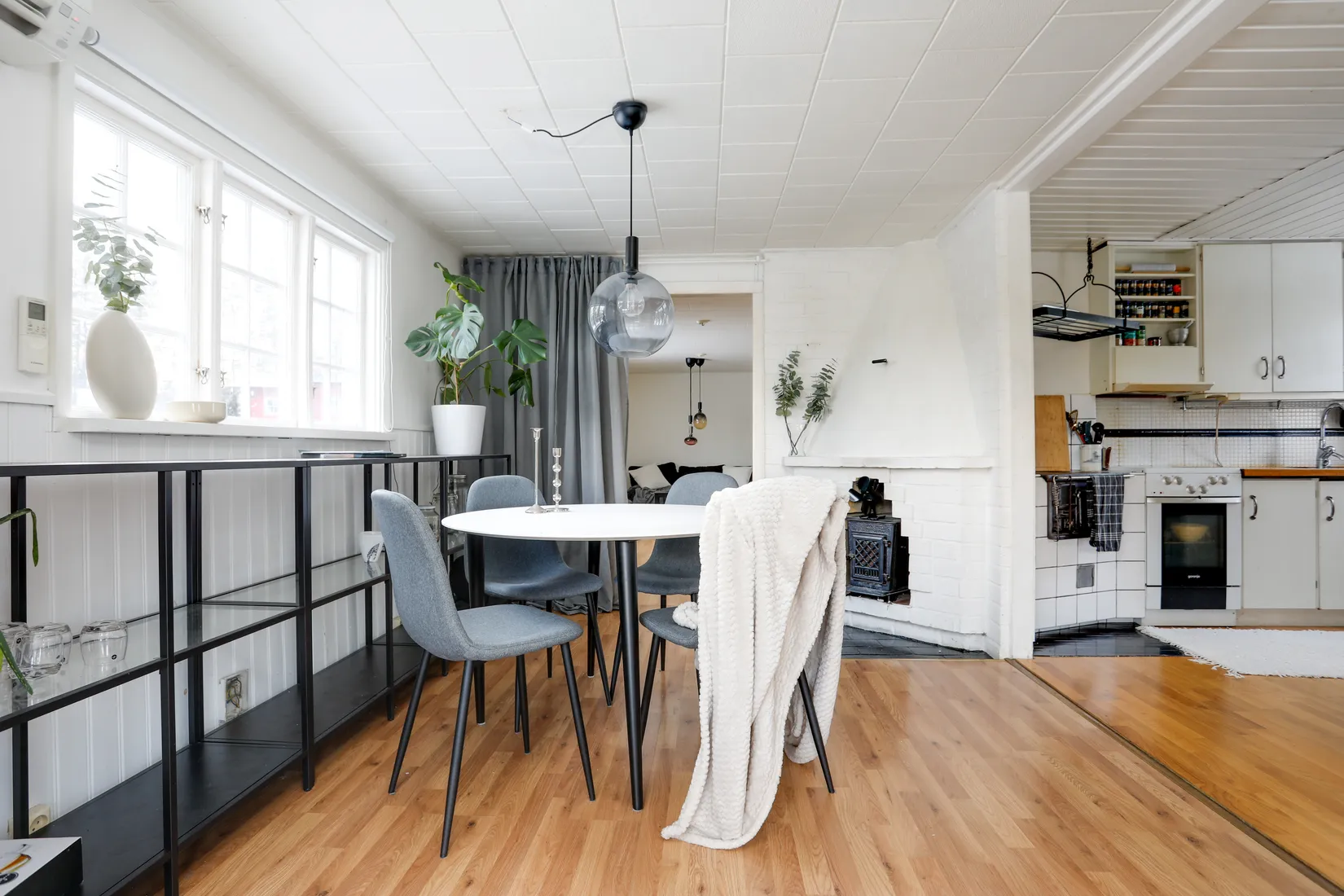 Villa, Barrskogsvägen 3, Runnaby, Örebro