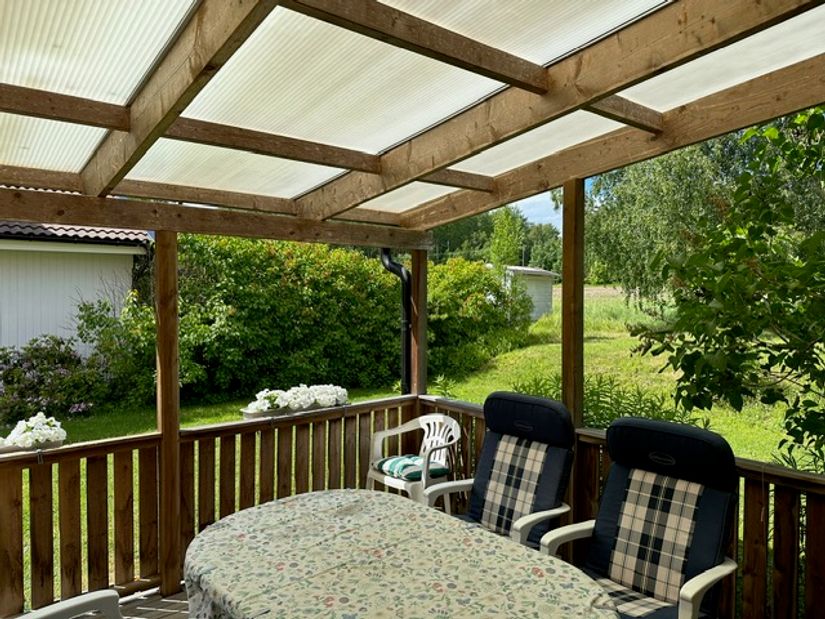 Villa, Radhus, Sikvägen 10, Råbydal, Håbo