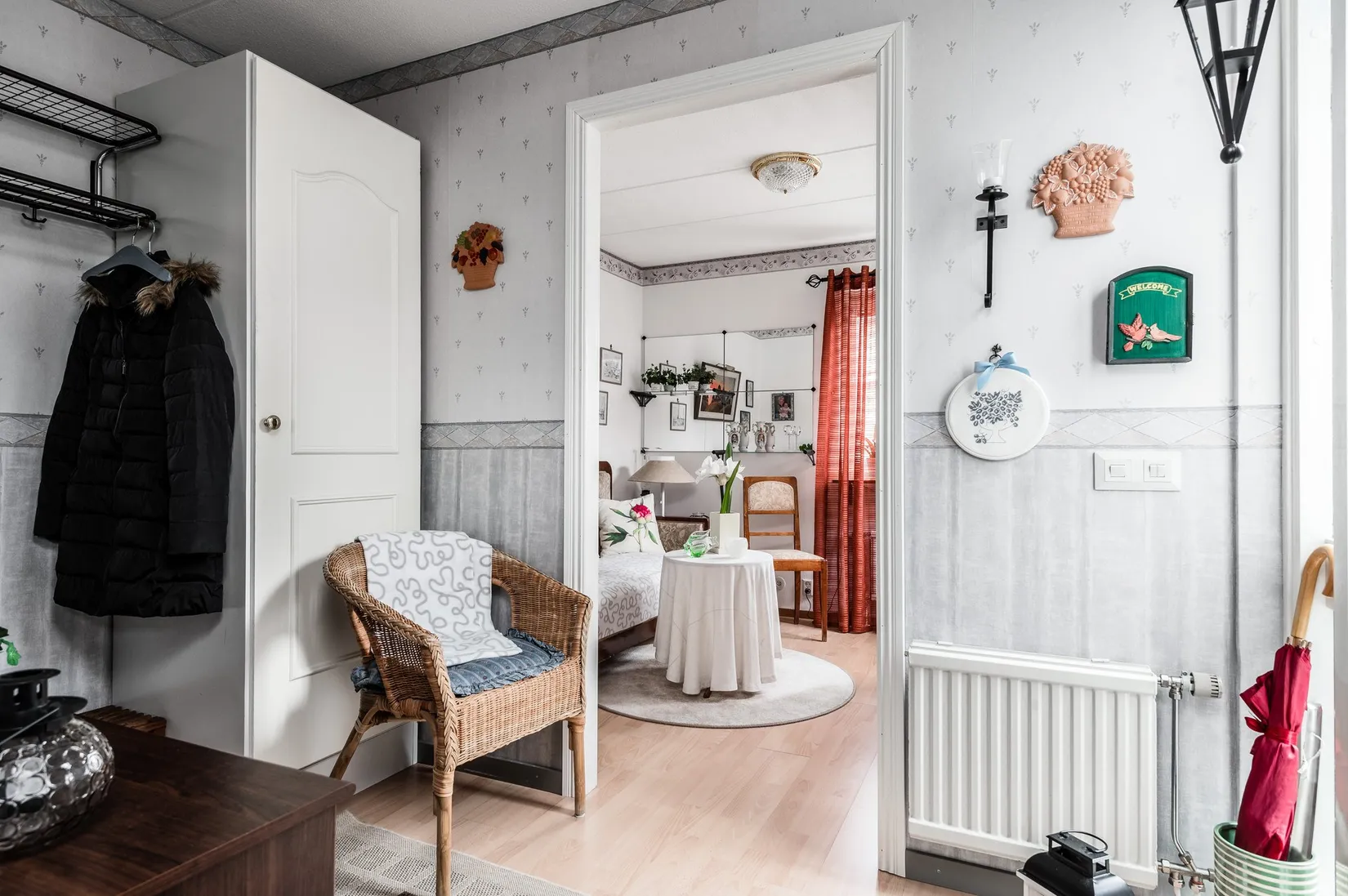 Radhus, Albert Engströms gata 8, Klockaretorpet, Norrköping