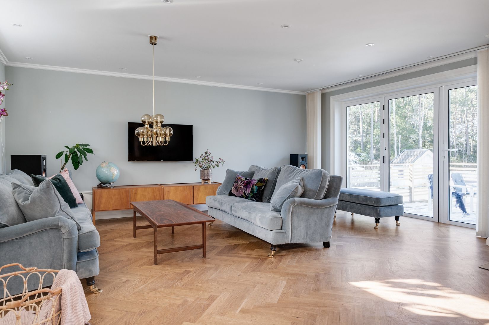 Villa, Högmora ringväg 11, Högmora, Huddinge