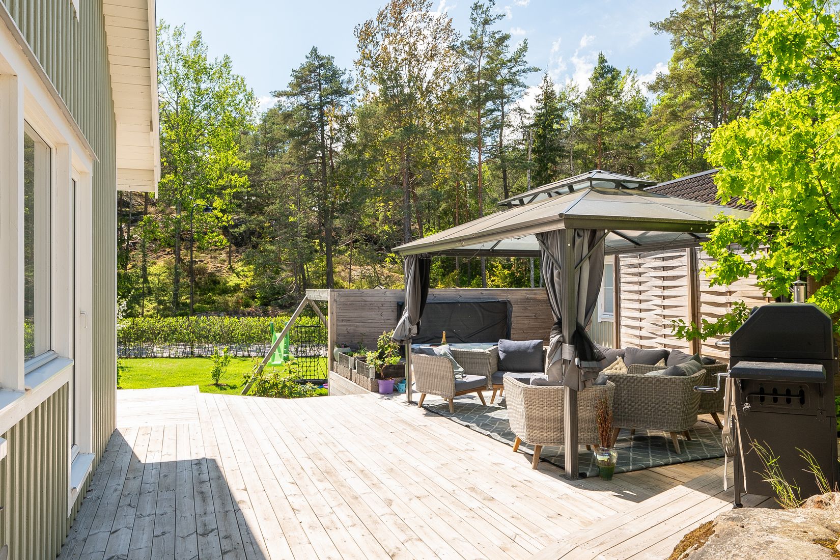 Villa, Högmora ringväg 11, Högmora, Huddinge