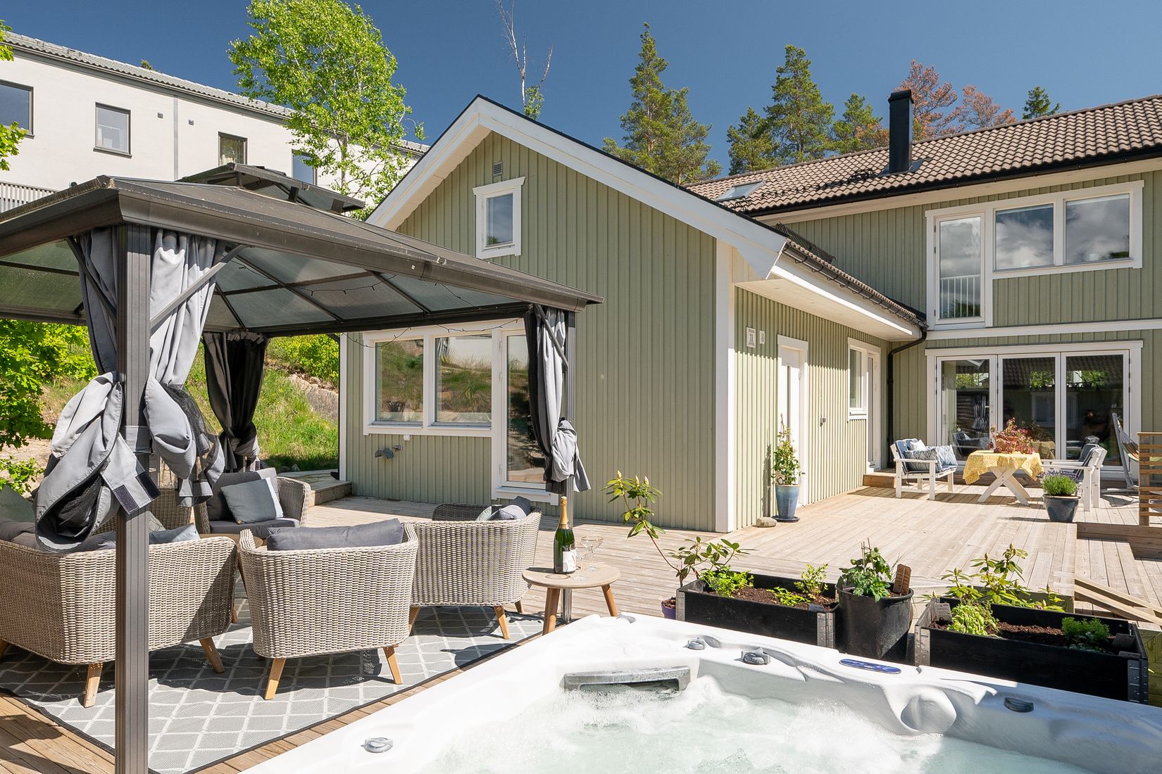 Villa, Högmora ringväg 11, Högmora, Huddinge