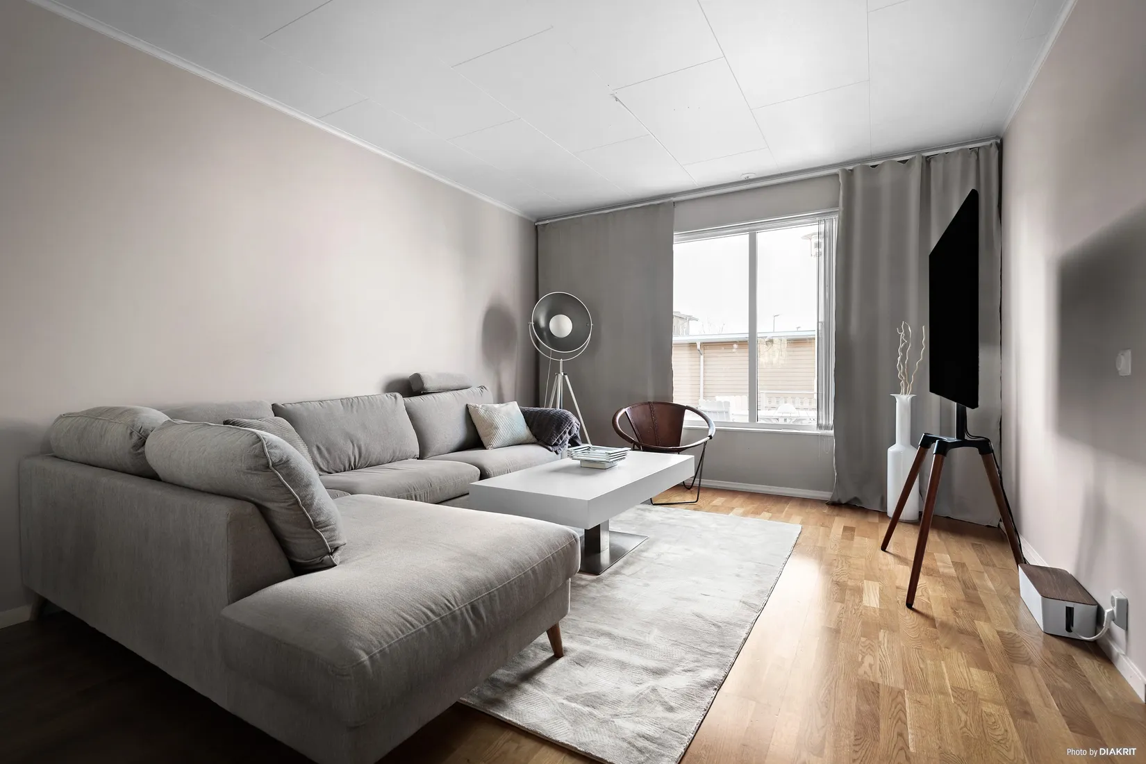 Villa, Radhus, Planetbacken 162, Botkyrka