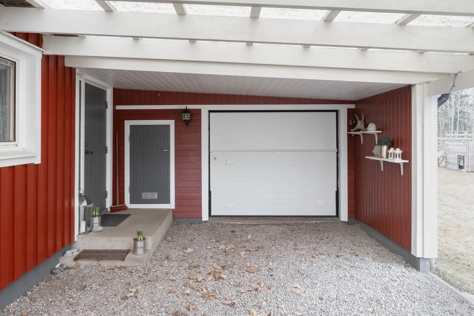 Villa, Vombovägen 7, Lanna, Lekeberg