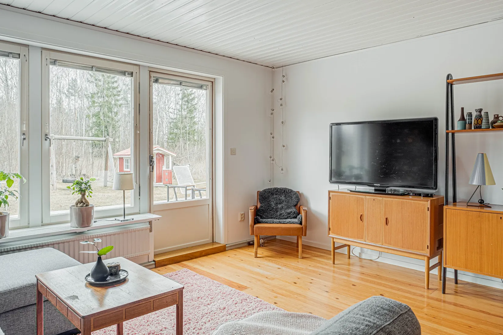Villa, Vombovägen 7, Lanna, Lekeberg