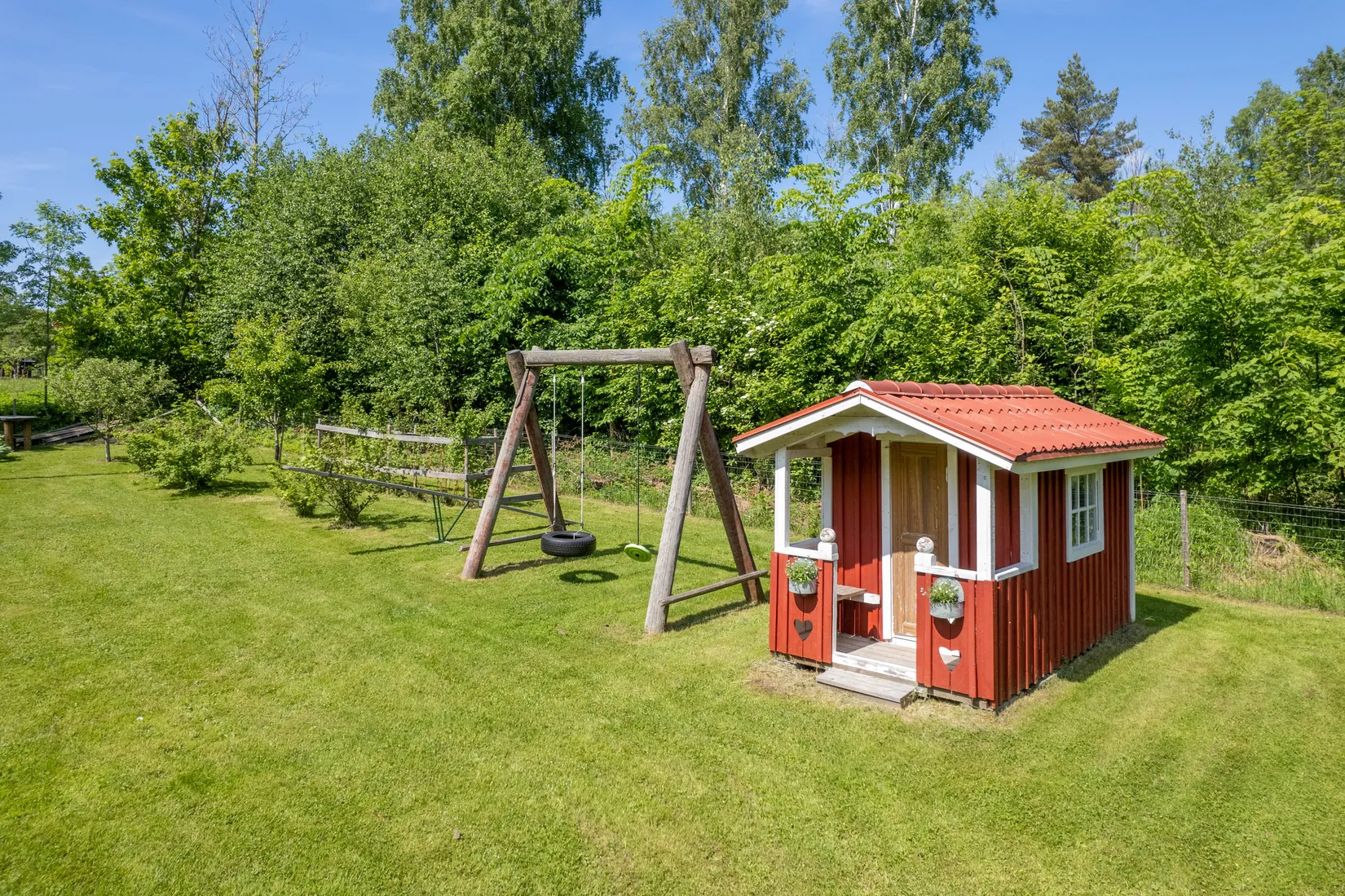 Villa, Vombovägen 7, Lanna, Lekeberg