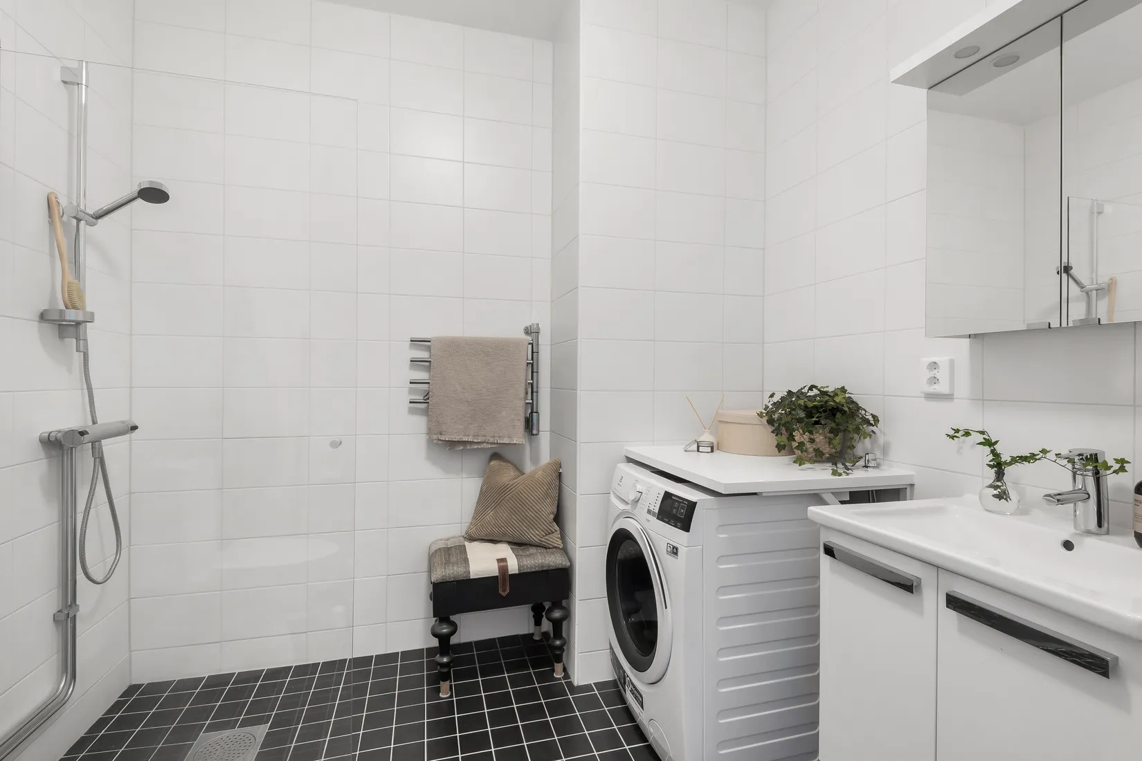 Bostadsrätt, Jämtlandsgatan 107, Vån 1 (11012/1002), Vällingby Parkstad / Råcksta, Stockholm