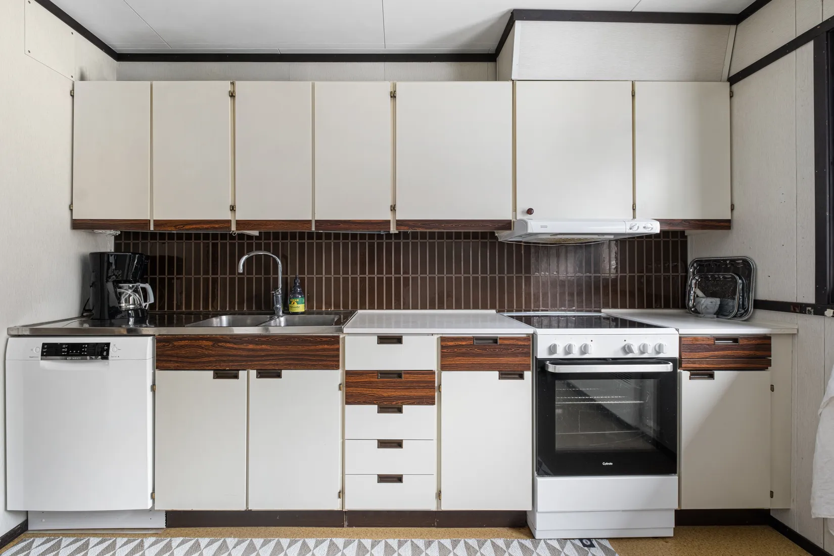 Villa, Jättevägen 27, Trollbäcken, Tyresö