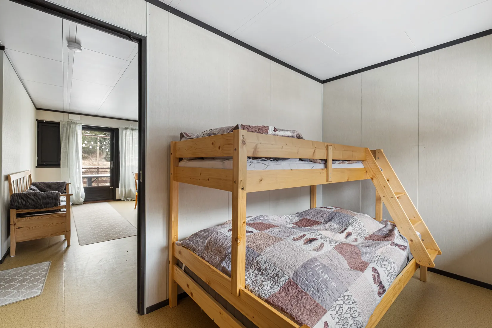 Villa, Jättevägen 27, Trollbäcken, Tyresö