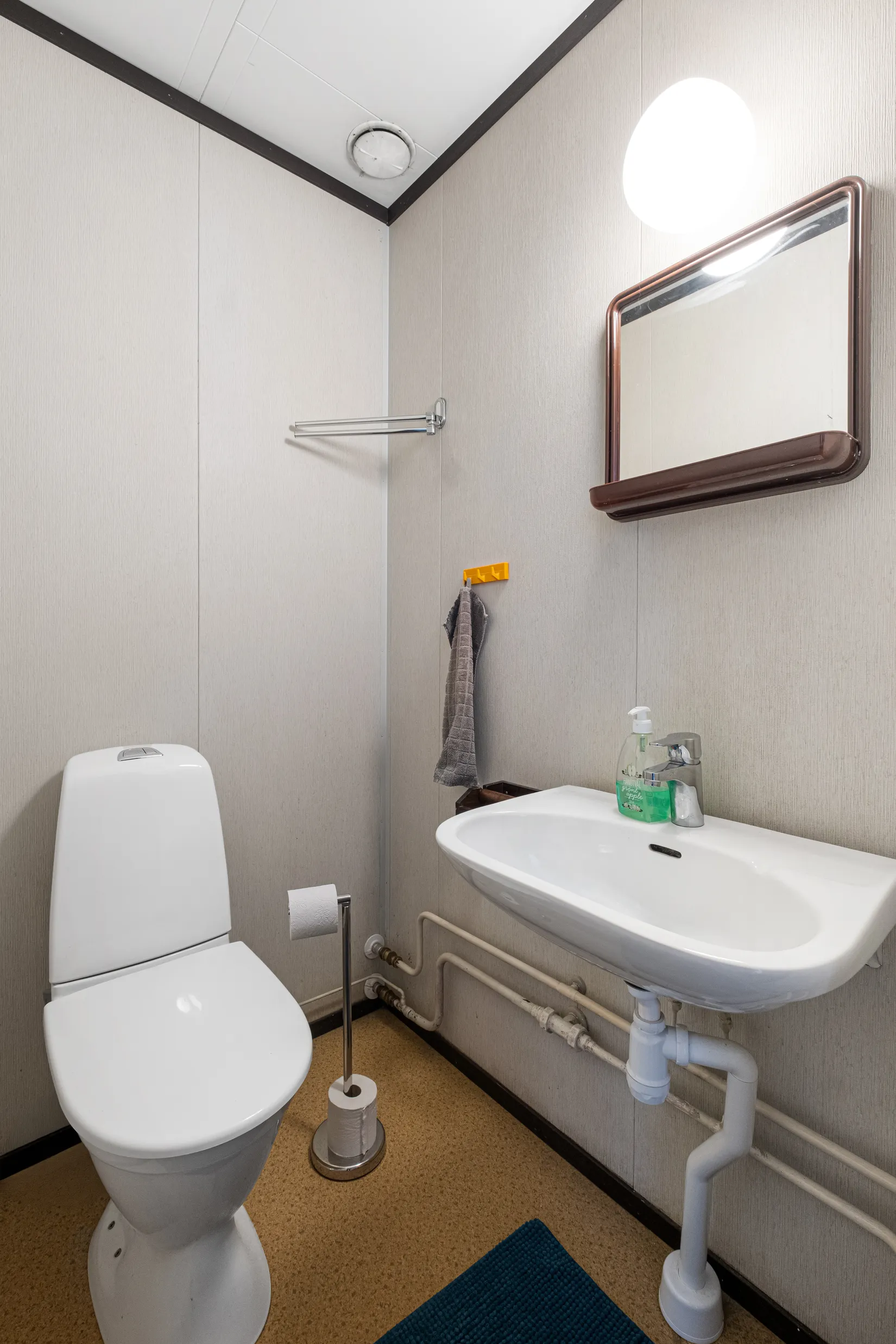 Villa, Jättevägen 27, Trollbäcken, Tyresö