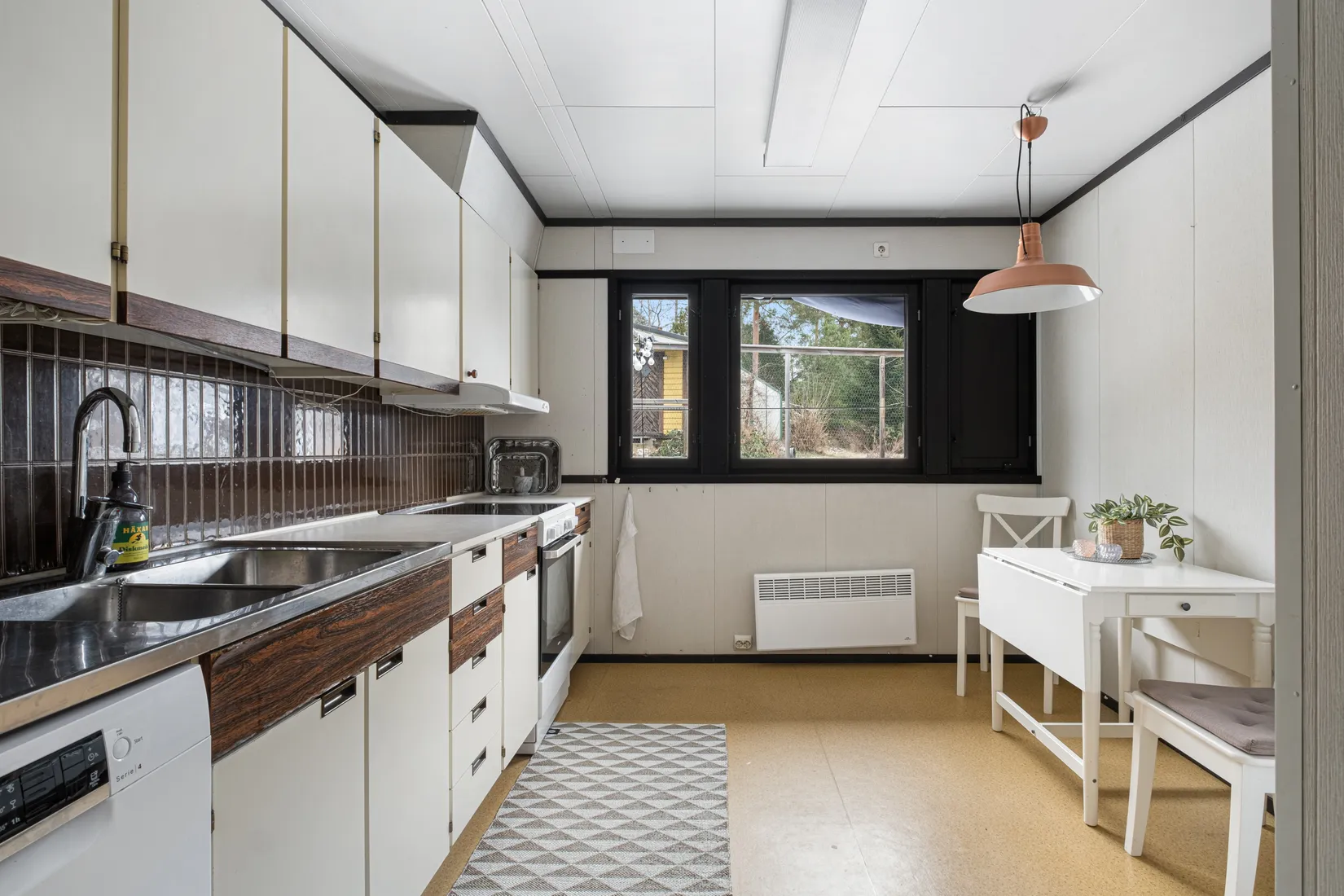 Villa, Jättevägen 27, Trollbäcken, Tyresö