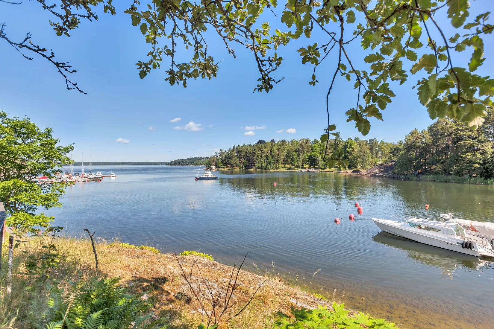 Fritidshus, Blåsippsbacken 2, Nacka