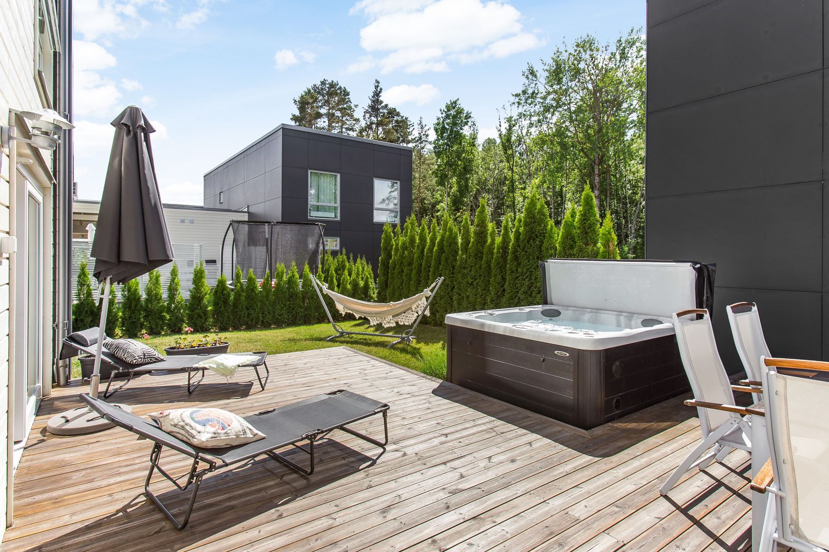 Radhus, Blomkålsvägen 11, Ekängen, Linköping