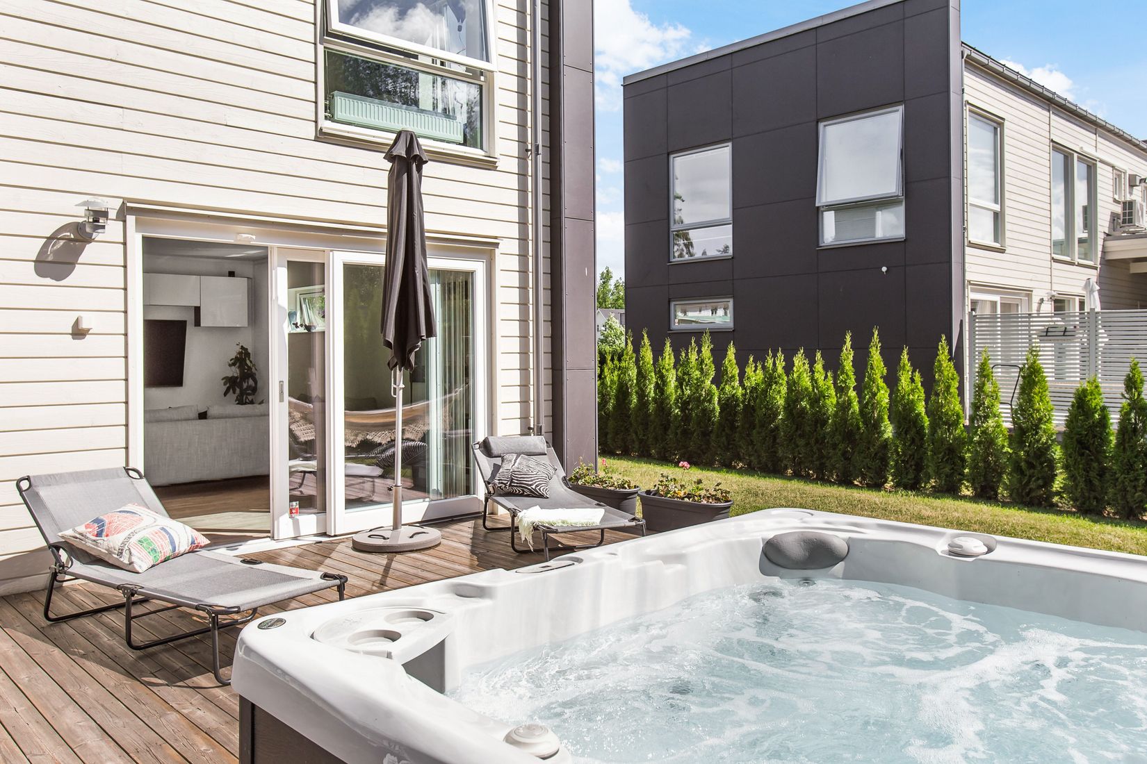 Radhus, Blomkålsvägen 11, Ekängen, Linköping