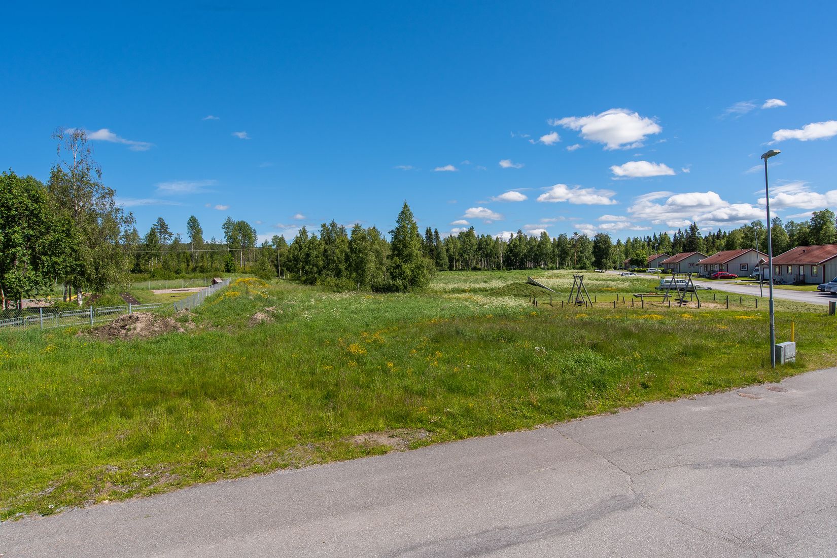 Tomt, Smedvägen, Bjurholm