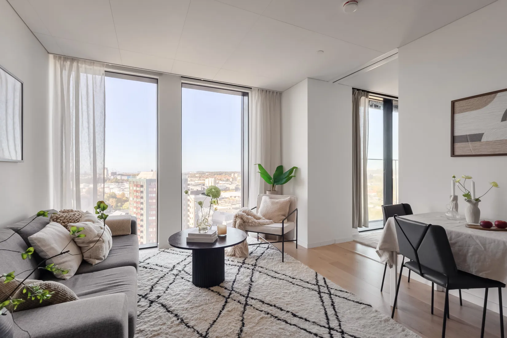 Bostadsrätt, Karlatornet (Lodjursstråket 1) vån 18, Sannegårdshamnen, Lindholmen,, Göteborg