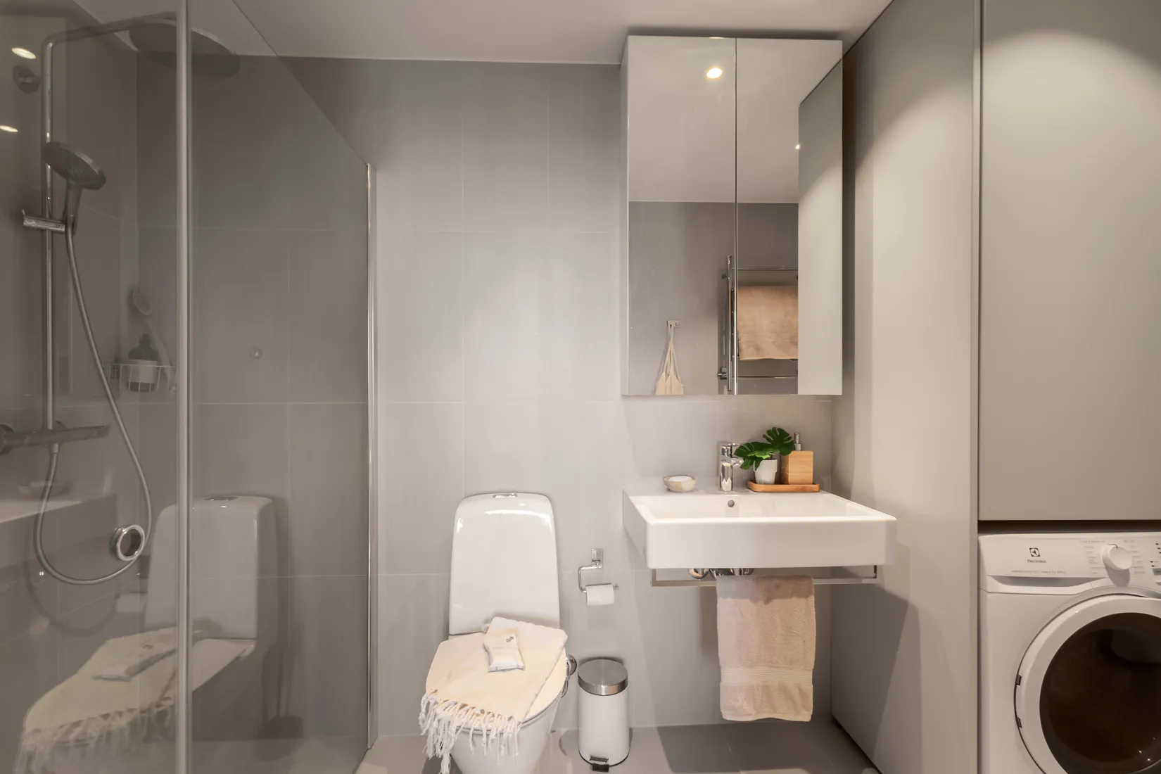 Bostadsrätt, Karlatornet (Lodjursstråket 1) vån 18, Sannegårdshamnen, Lindholmen,, Göteborg