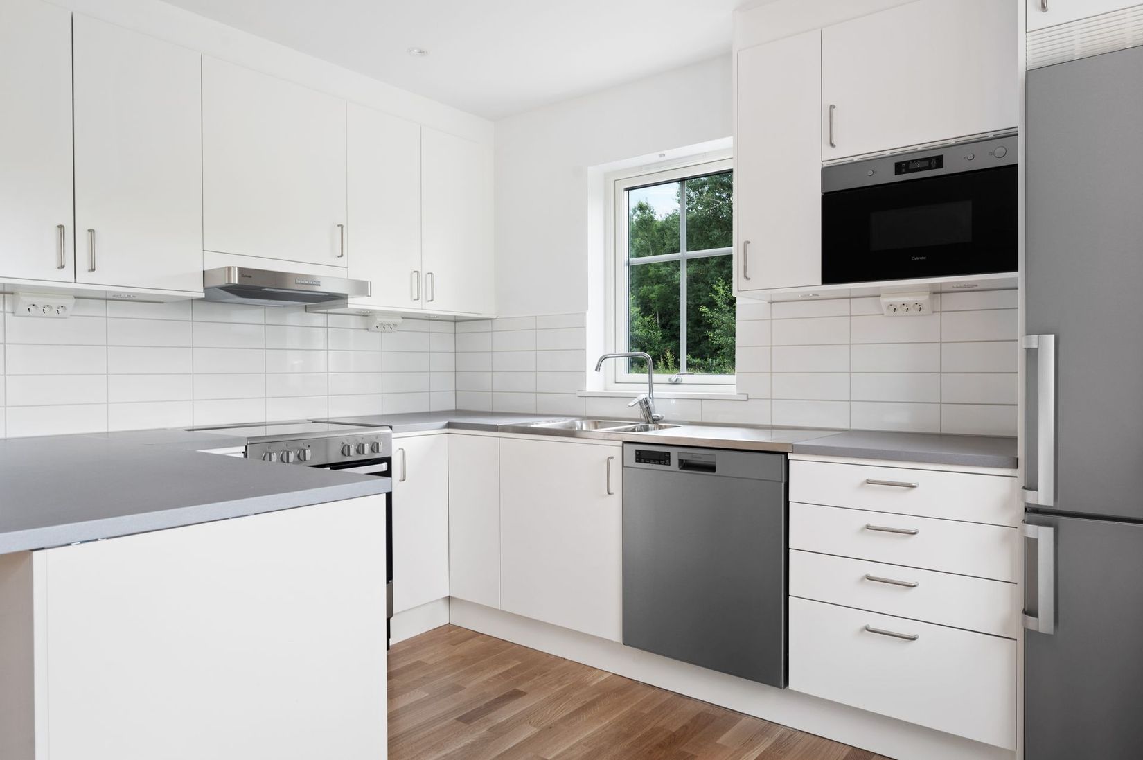 Villa, Radhus, Ulmekärrsgården 30, Grebbestad, Tanum