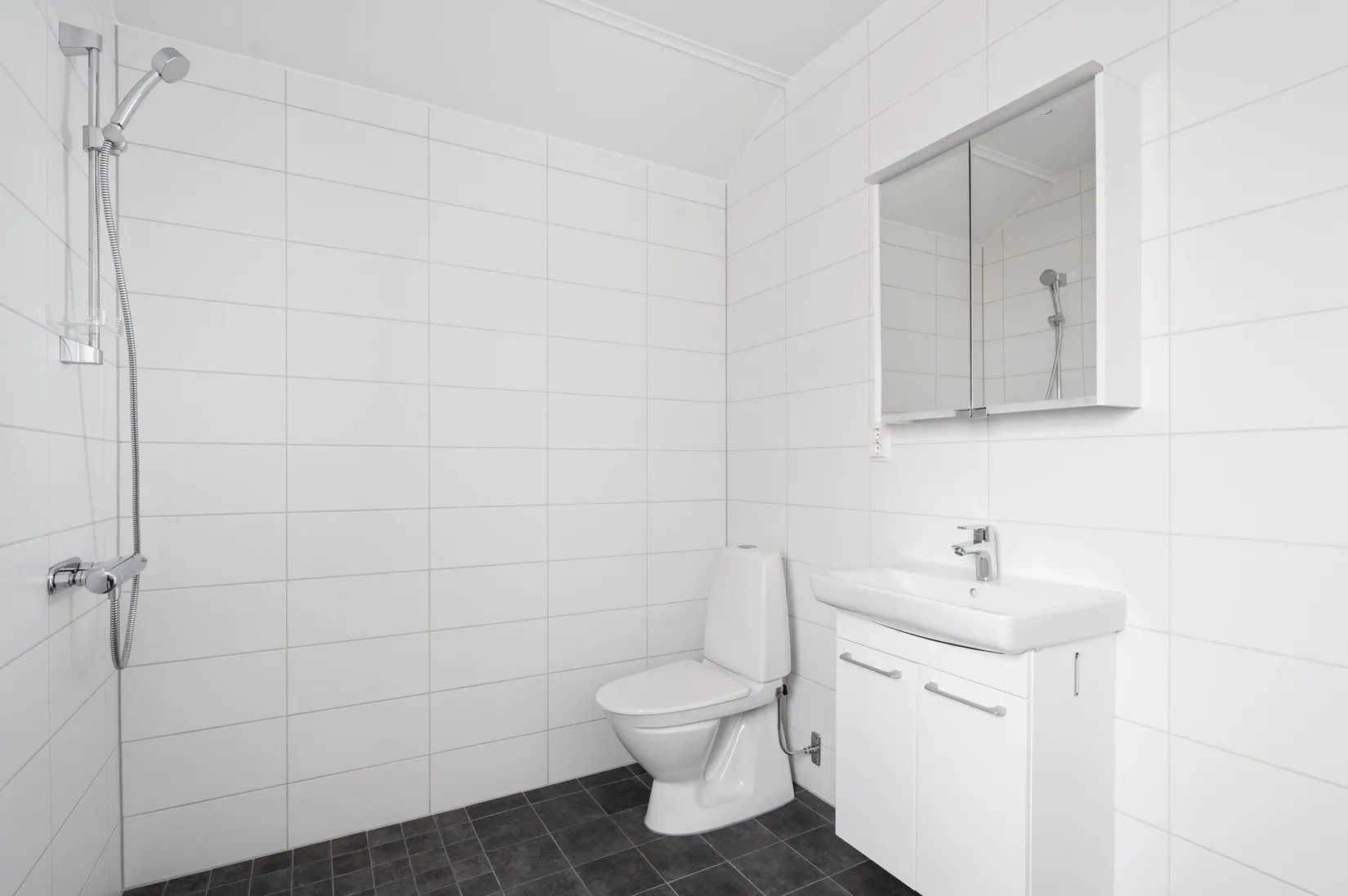 Villa, Radhus, Ulmekärrsgården 26, Grebbestad, Tanum