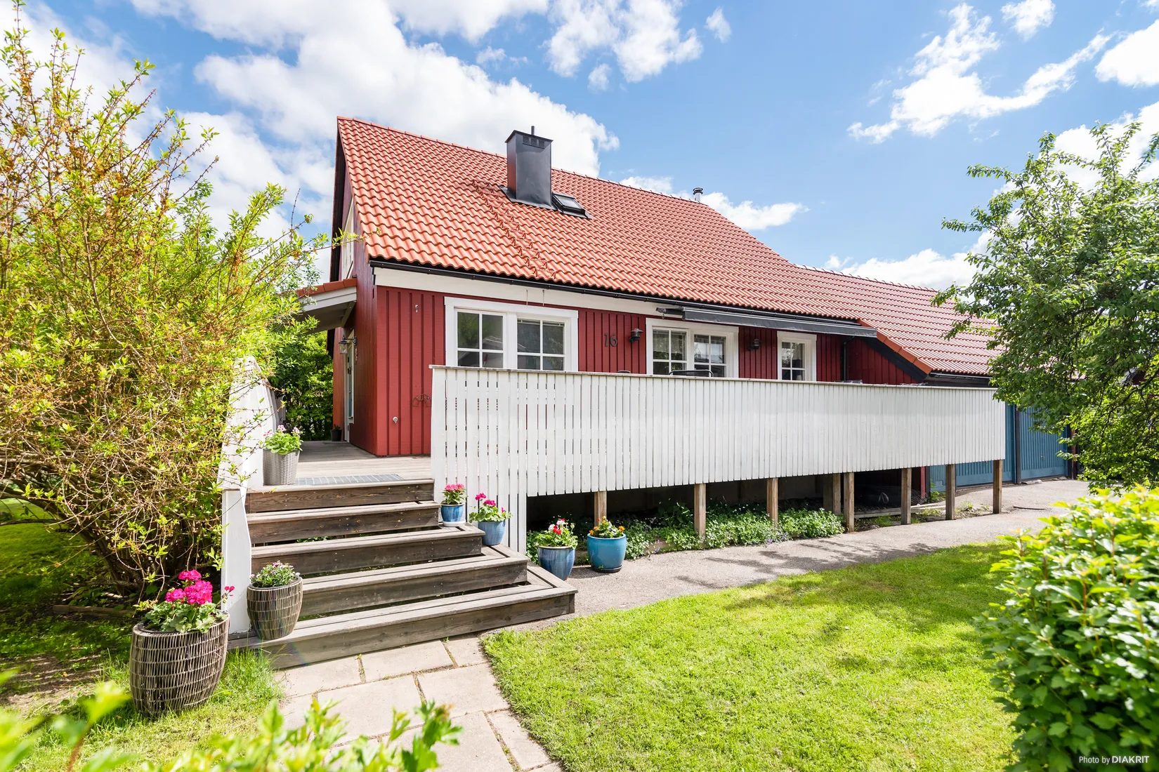 Villa, Brudsporregränd 16, Kälvesta, Stockholm