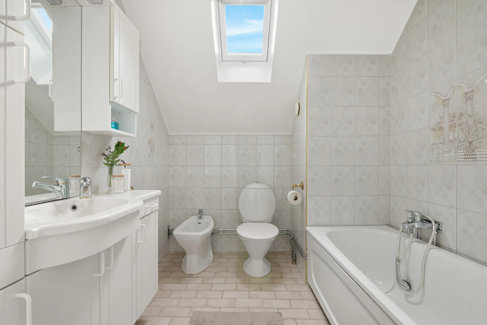 Villa, Brudsporregränd 16, Kälvesta, Stockholm