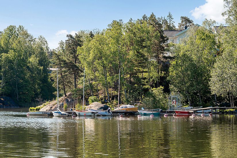 Tomt, Bridgevägen 7D, Stortorp, Huddinge