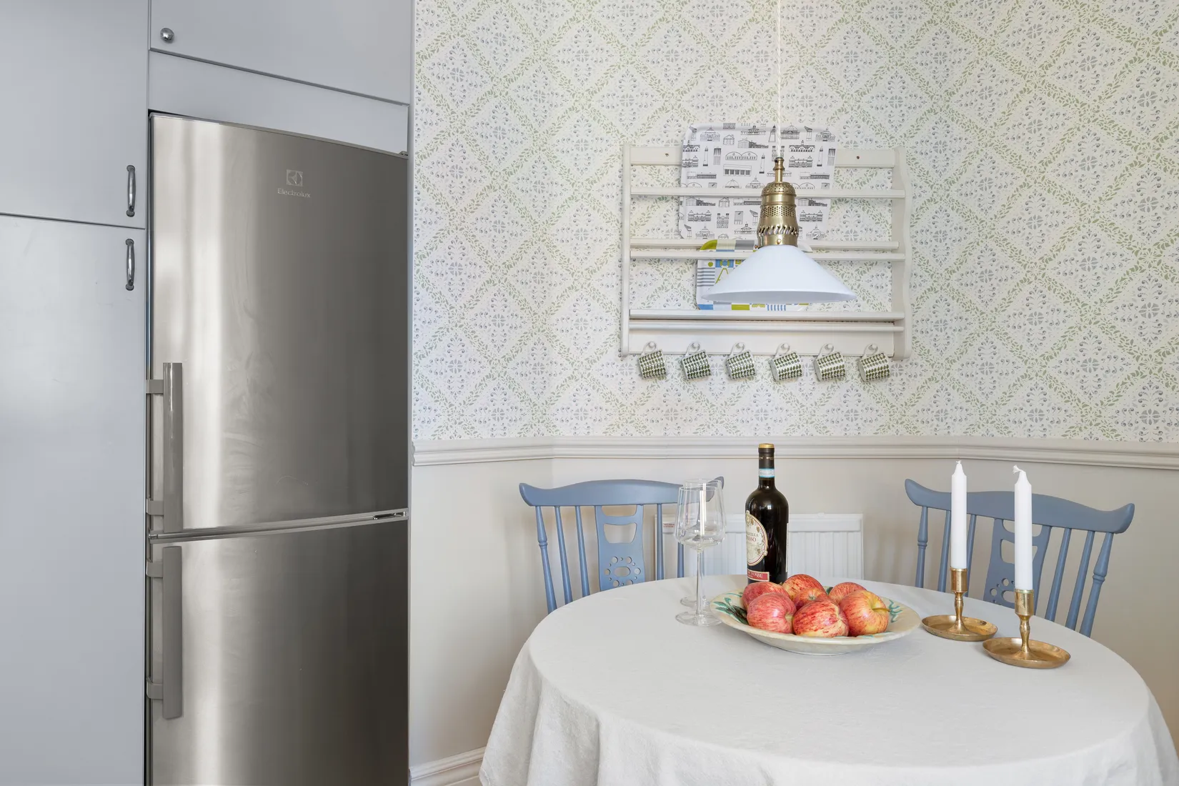 Bostadsrätt, Västra Prinsgatan 12A, lgh 1401, Trossö, Karlskrona