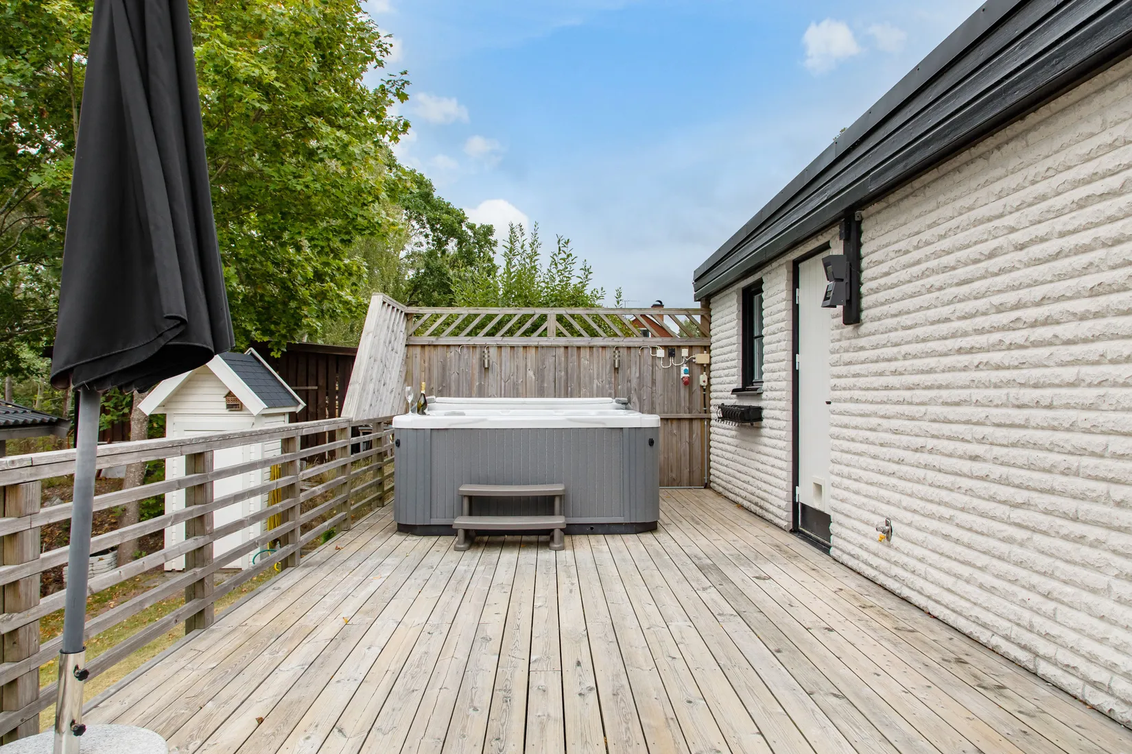 Villa, Kullens väg 8, Blomstermåla, Mönsterås