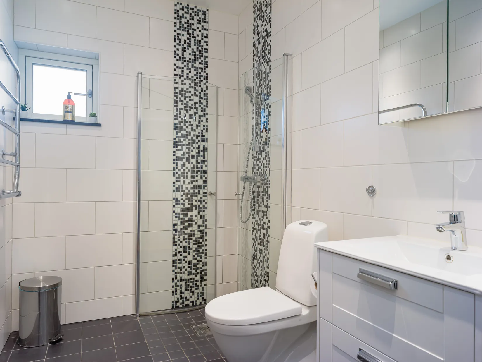 Villa, Väsbystrandsvägen 64A, Ljusterö-Väsby, Österåker